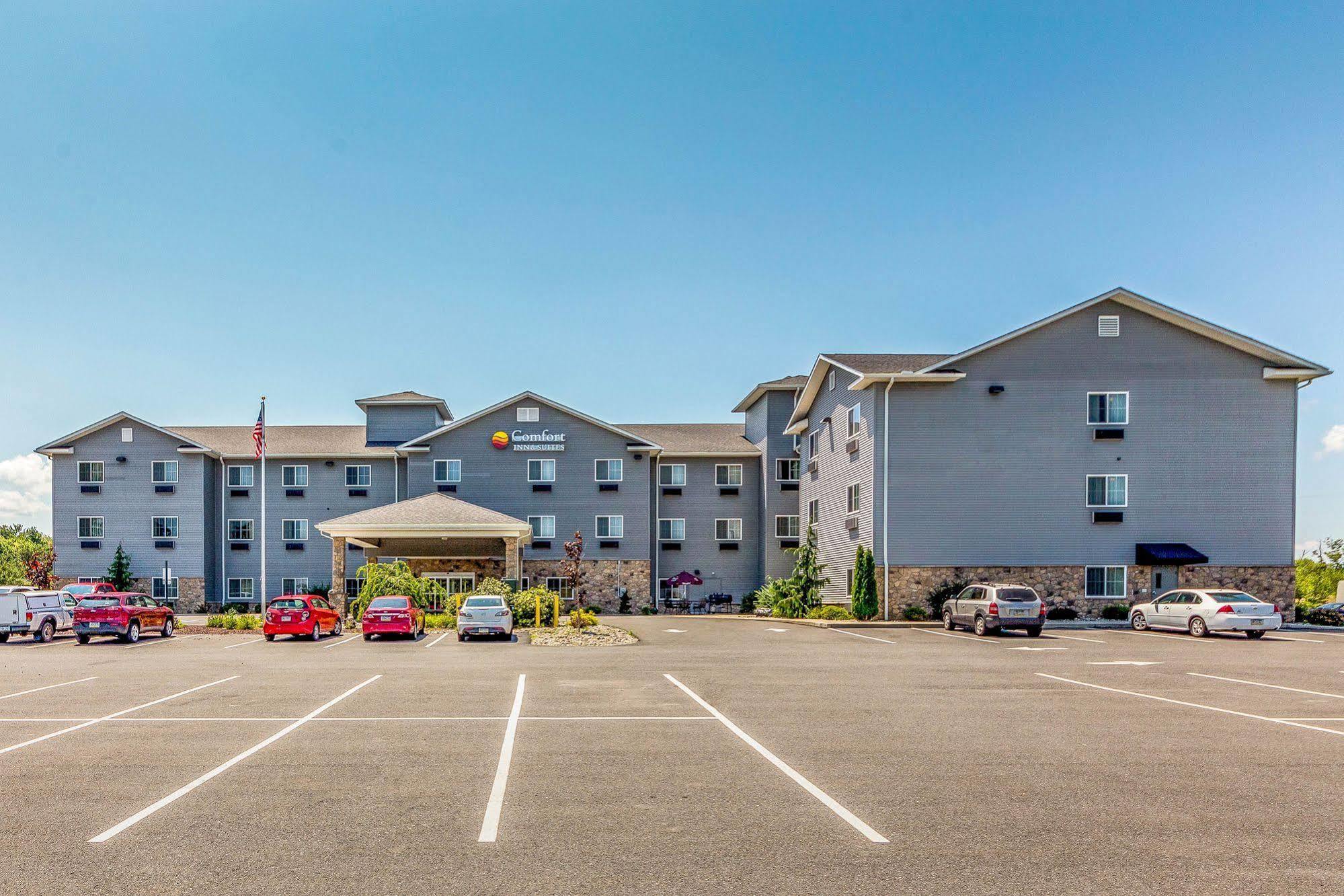 コンフォート イン アンド スイーツ バーンズビル フラックビル Barnesville エクステリア 写真